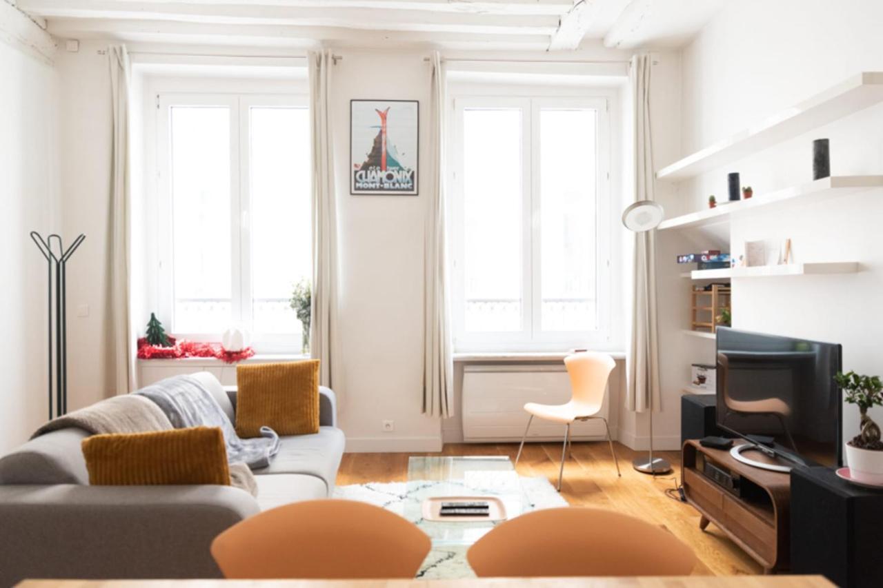 Well Located Bright And Quiet Apartment *